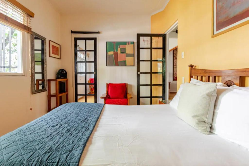 Ave Amsterdam 2br At Parque Mexico!